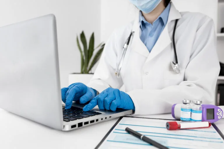 Read more about the article Affordable Painkillers Online in UK with Seasonal Discounts